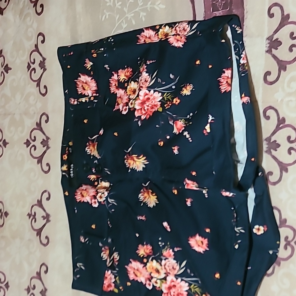 Torrid floral shorts